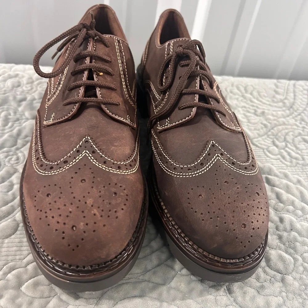 Arizona Mens Brown Wingtip Brogue Lug Sole Oxford Shoes Contrast Stitch Sz 12